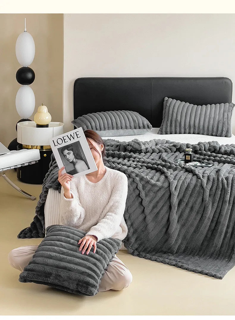 Faux Fur Throw Blanket